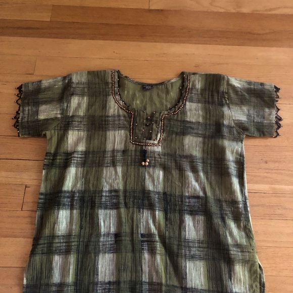 Women’s top - Picture 3 of 3